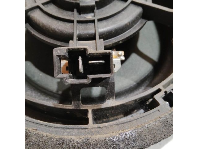 bontott SUZUKI SPLASH Bal első Hangszóró