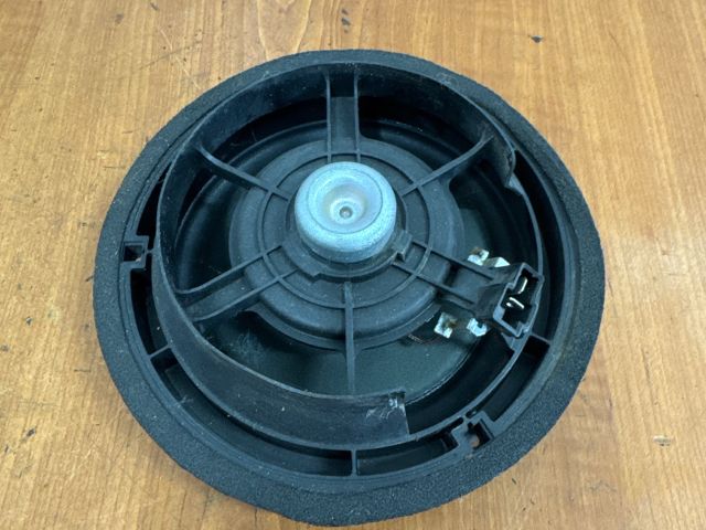 bontott SUZUKI SPLASH Bal első Hangszóró