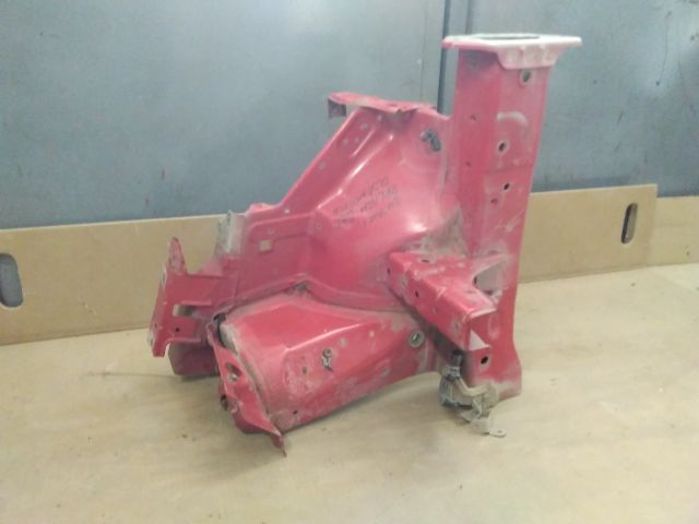 bontott SUZUKI SPLASH Bal első Negyed Karosszéria Csomag