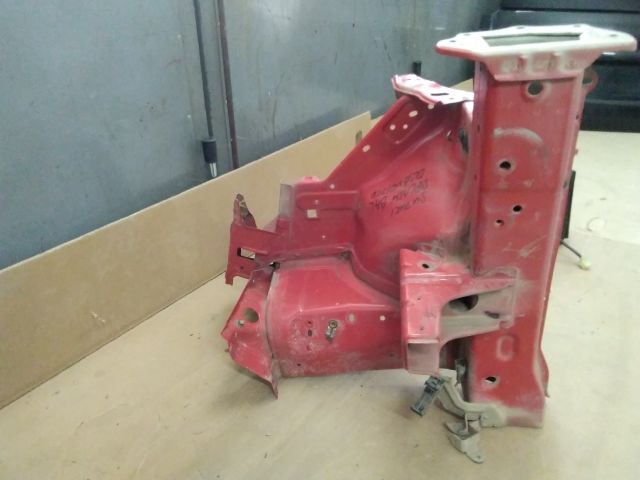 bontott SUZUKI SPLASH Bal első Negyed Karosszéria Csomag