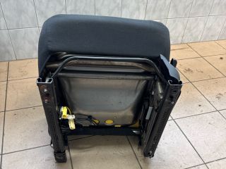 bontott SUZUKI SPLASH Bal első Ülés