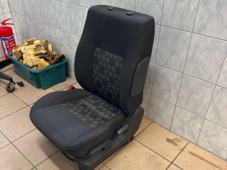 bontott SUZUKI SPLASH Bal első Ülés