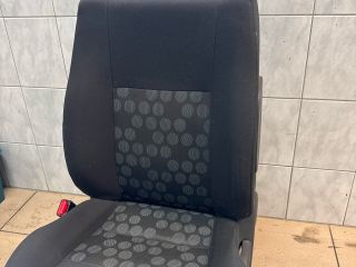 bontott SUZUKI SPLASH Bal első Ülés