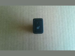 bontott SUZUKI SPLASH Bal első Ülésfűtés Kapcsoló