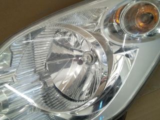 bontott SUZUKI SPLASH Bal Fényszóró