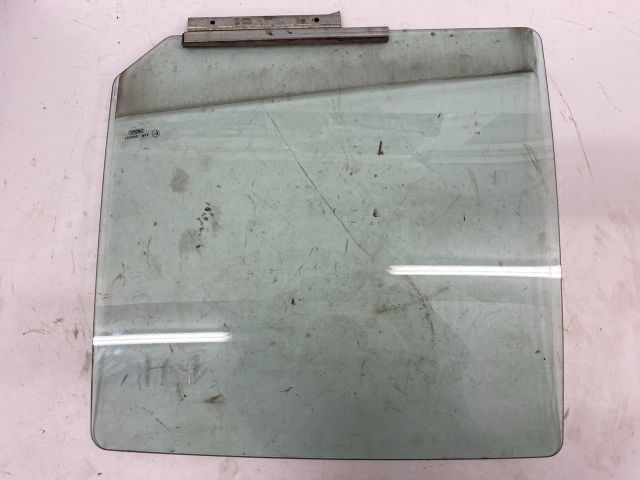 bontott SUZUKI SPLASH Bal hátsó Ablak