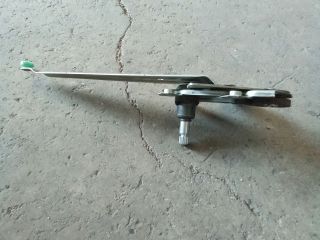 bontott SUZUKI SPLASH Bal hátsó Ablakemelő Szerkezet (Mechanikus)