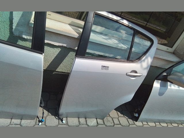 bontott SUZUKI SPLASH Bal hátsó Ajtózár