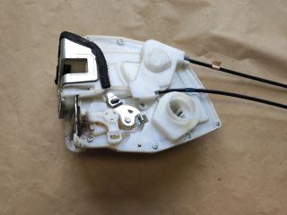 bontott SUZUKI SPLASH Bal hátsó Ajtózár