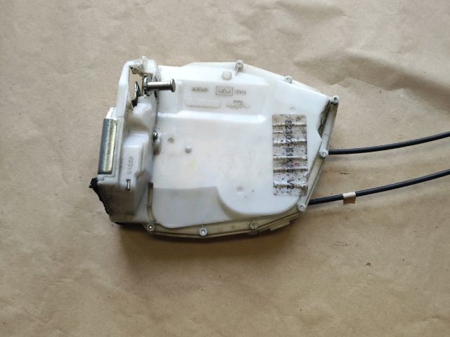 bontott SUZUKI SPLASH Bal hátsó Ajtózár