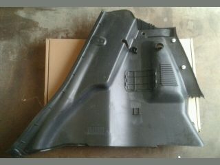 bontott SUZUKI SPLASH Bal hátsó Csomagtér Burkolat (Műanyag)