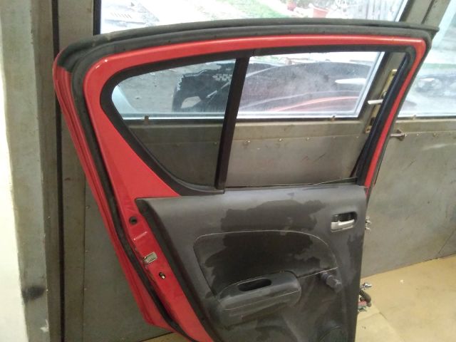 bontott SUZUKI SPLASH Bal hátsó Fixüveg (Ajtóban)