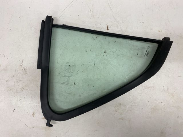 bontott SUZUKI SPLASH Bal hátsó Fixüveg (Ajtóban)