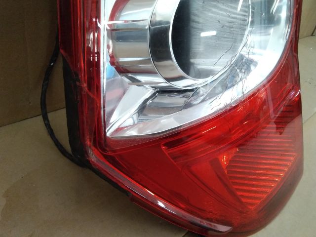 bontott SUZUKI SPLASH Bal Hátsó Lámpa