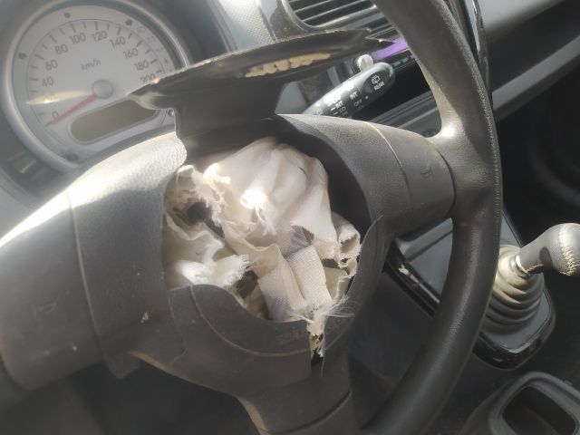 bontott SUZUKI SPLASH Bal Hátsó Lámpa