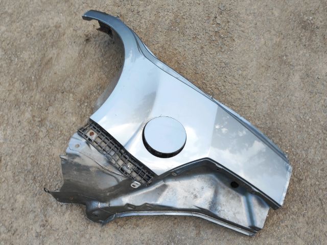 bontott SUZUKI SPLASH Bal hátsó Sárvédő