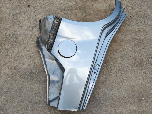 bontott SUZUKI SPLASH Bal hátsó Sárvédő