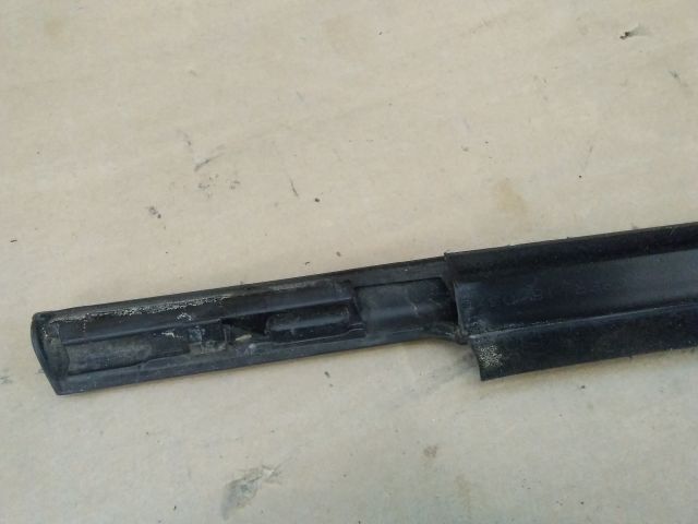 bontott SUZUKI SPLASH Bal hátsó Vízlehúzó Gumicsík