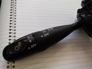 bontott SUZUKI SPLASH Bal Kormánykapcsoló Irányjelző