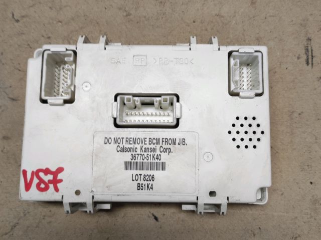 bontott SUZUKI SPLASH Biztosítéktábla Utastér