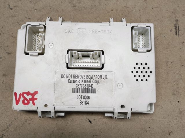 bontott SUZUKI SPLASH Biztosítéktábla Utastér