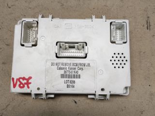 bontott SUZUKI SPLASH Biztosítéktábla Utastér