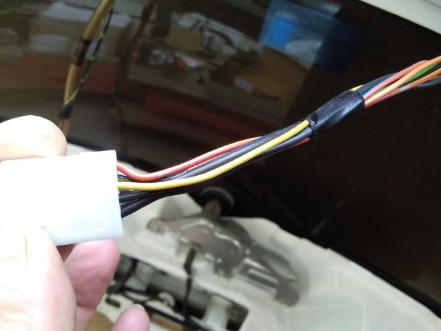 bontott SUZUKI SPLASH Csomagtérajtó Kábelköteg