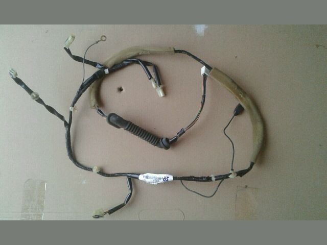 bontott SUZUKI SPLASH Csomagtérajtó Kábelköteg