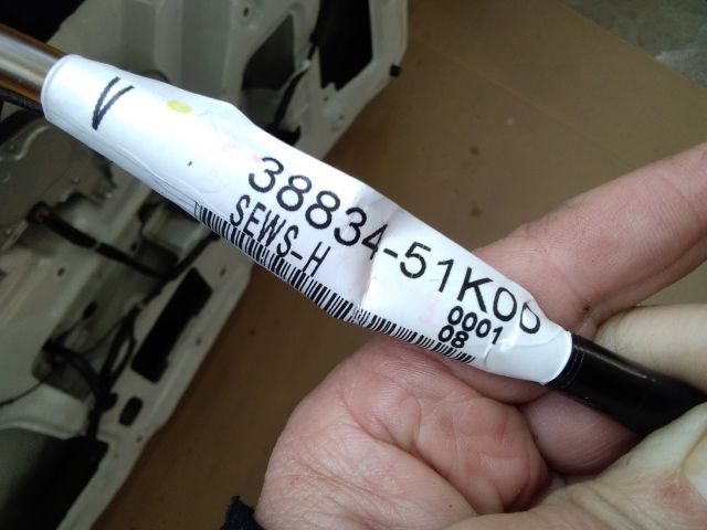 bontott SUZUKI SPLASH Csomagtérajtó Kábelköteg