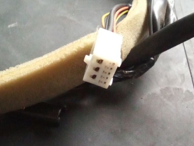 bontott SUZUKI SPLASH Csomagtérajtó Kábelköteg