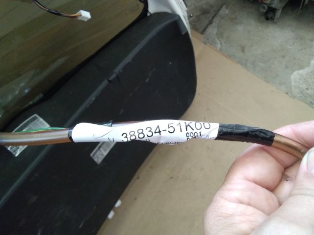 bontott SUZUKI SPLASH Csomagtérajtó Kábelköteg