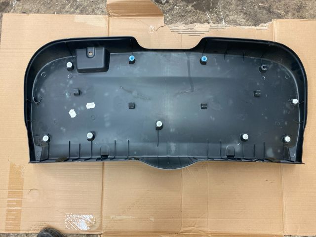 bontott SUZUKI SPLASH Csomagtérajtó Kárpit