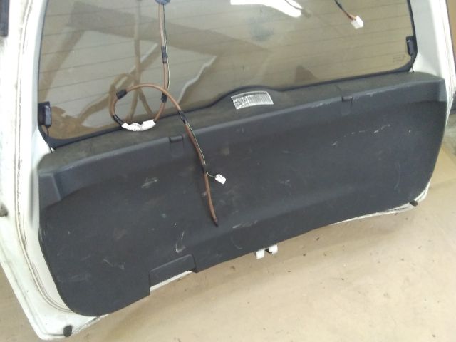 bontott SUZUKI SPLASH Csomagtérajtó Kárpit