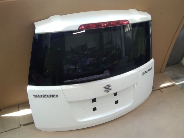 bontott SUZUKI SPLASH Csomagtérajtó (Üres lemez)