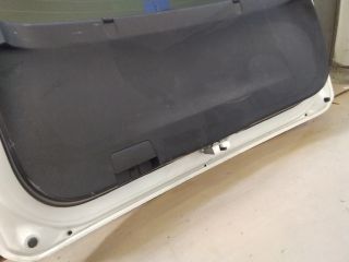 bontott SUZUKI SPLASH Csomagtérajtó (Üres lemez)