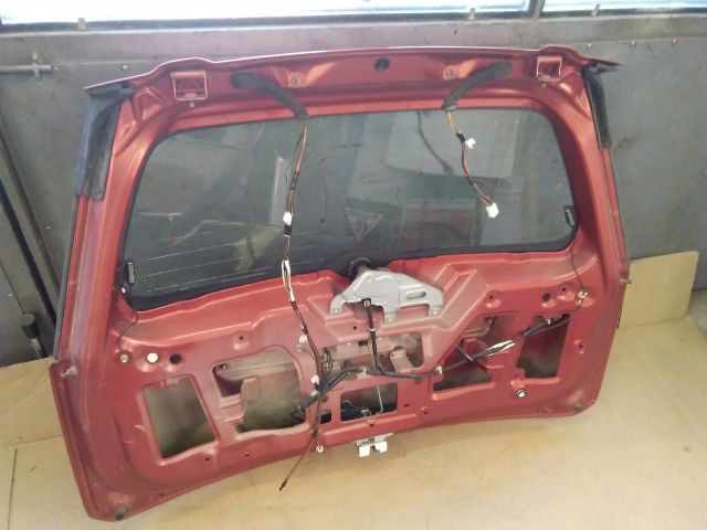 bontott SUZUKI SPLASH Csomagtérajtó (Üres lemez)