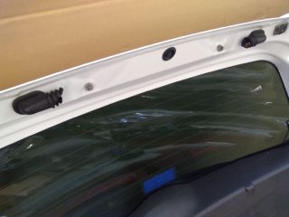 bontott SUZUKI SPLASH Csomagtérajtó Zárszerkezet