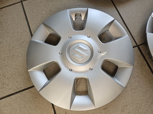 bontott SUZUKI SPLASH Dísztárcsa Szett