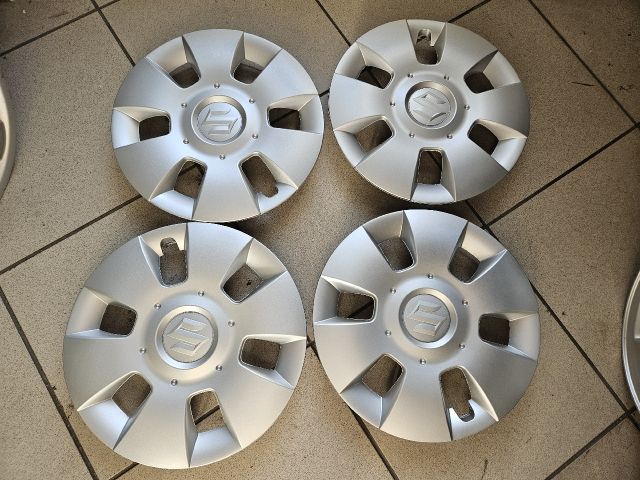 bontott SUZUKI SPLASH Dísztárcsa Szett