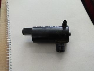 bontott SUZUKI SPLASH Első Ablakmosó Szivattyú