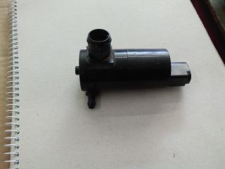 bontott SUZUKI SPLASH Első Ablakmosó Szivattyú