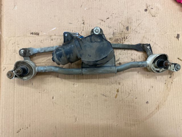 bontott SUZUKI SPLASH Első Ablaktörlő Szerkezet Motorral