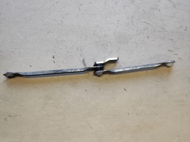 bontott SUZUKI SPLASH Első Ablaktörlő Szerkezet