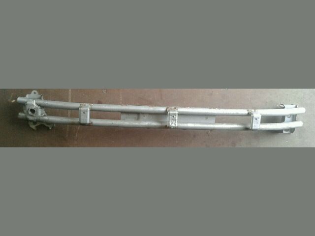 bontott SUZUKI SPLASH Első Lökhárító Merevítő (Fém)