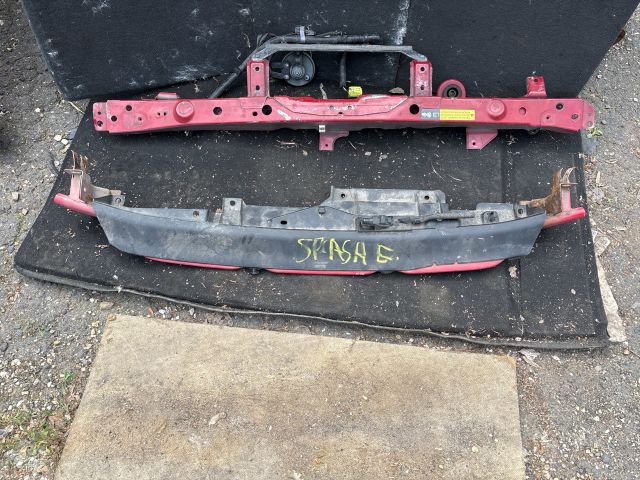 bontott SUZUKI SPLASH Első Lökhárító Merevítő (Fém)