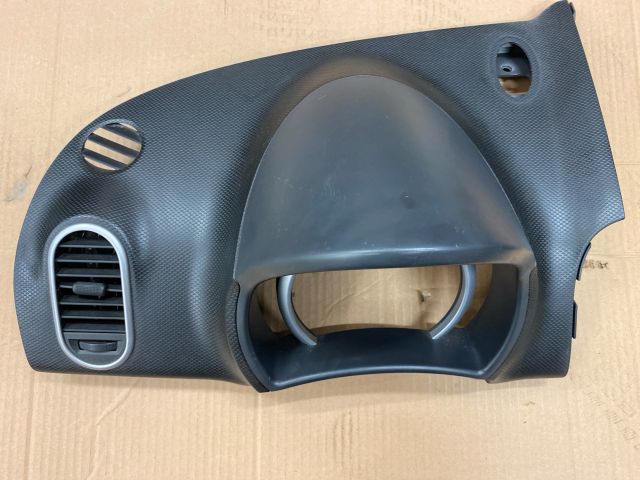 bontott SUZUKI SPLASH Felső Műszerfal Burkolat