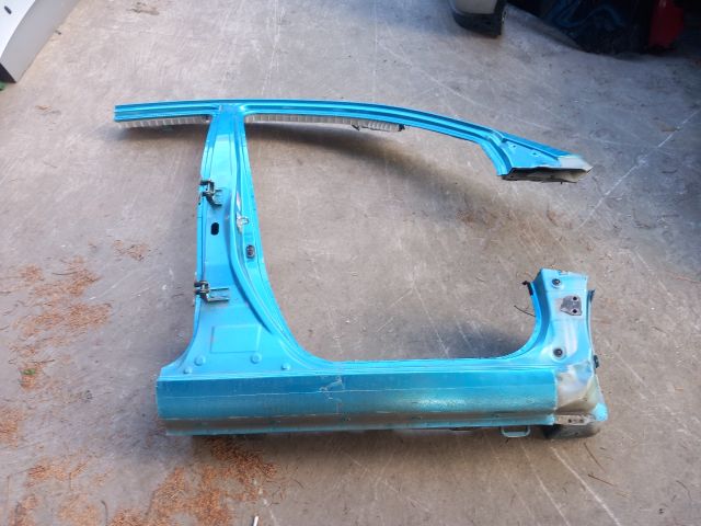 bontott SUZUKI SPLASH Jobb B Oszlop