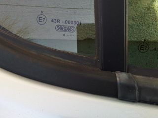 bontott SUZUKI SPLASH Jobb Csomagtérajtó (Részeivel)