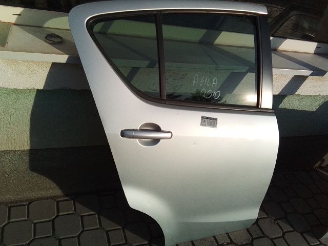 bontott SUZUKI SPLASH Jobb Csomagtérajtó (Részeivel)