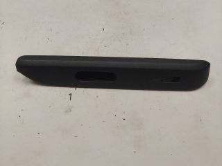 bontott SUZUKI SPLASH Jobb első Ablakemelő Kapcsoló